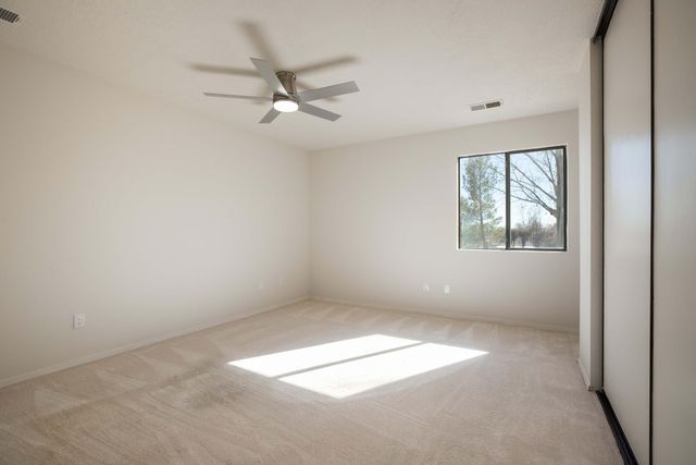 1036 Baltic Avenue SE, Rio Rancho, NM 87124