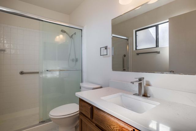 1036 Baltic Avenue SE, Rio Rancho, NM 87124