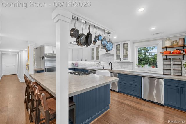 3344 Rush Lake Road, Hamburg Township, MI 48169