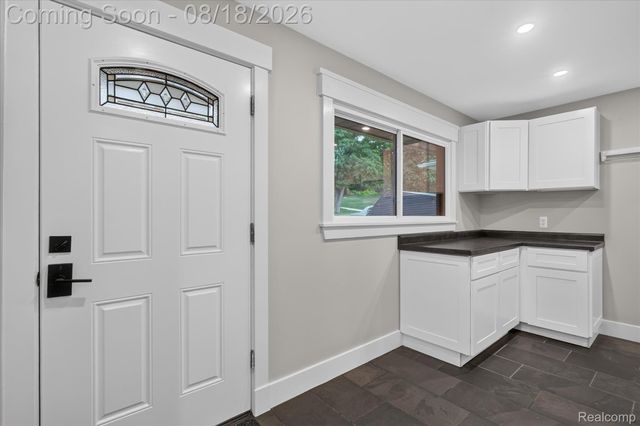 3344 Rush Lake Road, Hamburg Township, MI 48169