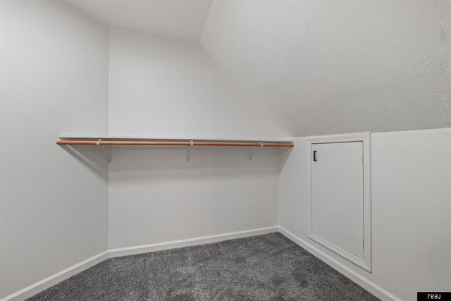 3814 S 23rd Street, Omaha, NE 68107