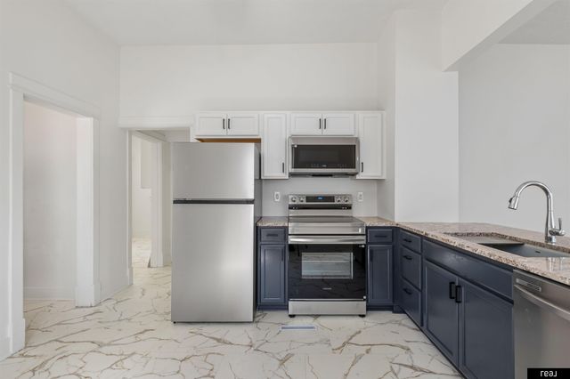 3814 S 23rd Street, Omaha, NE 68107