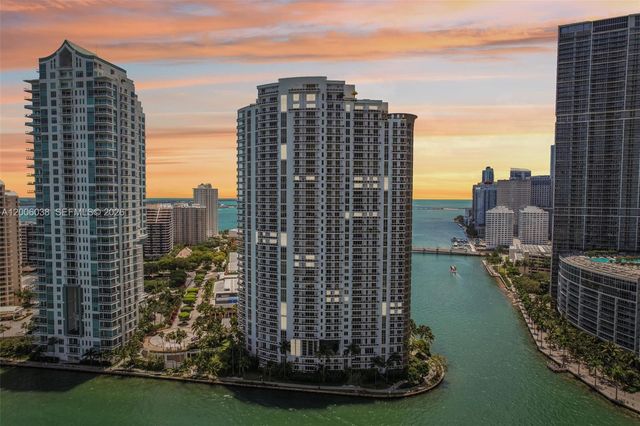 901 Brickell Key Blvd 1009, Miami, FL 33131