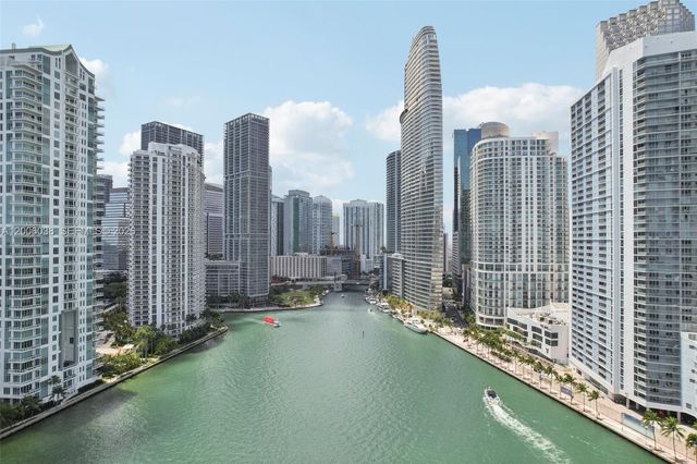 901 Brickell Key Blvd 1009, Miami, FL 33131