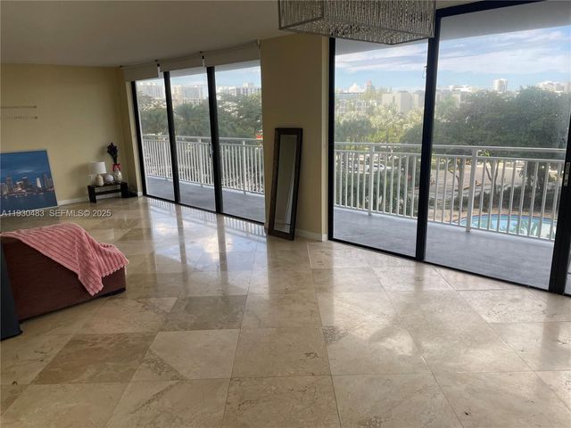 210 174th St 419, Sunny Isles Beach, FL 33160