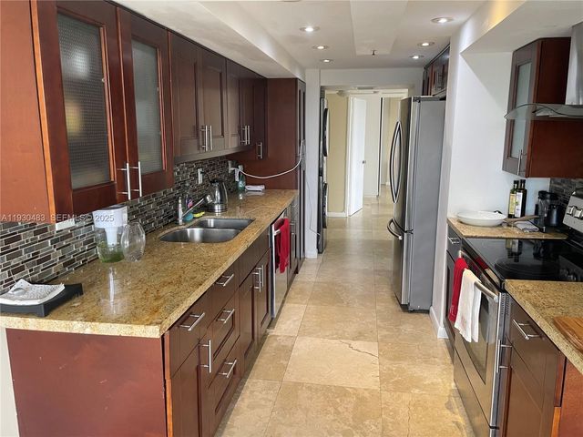 210 174th St 419, Sunny Isles Beach, FL 33160