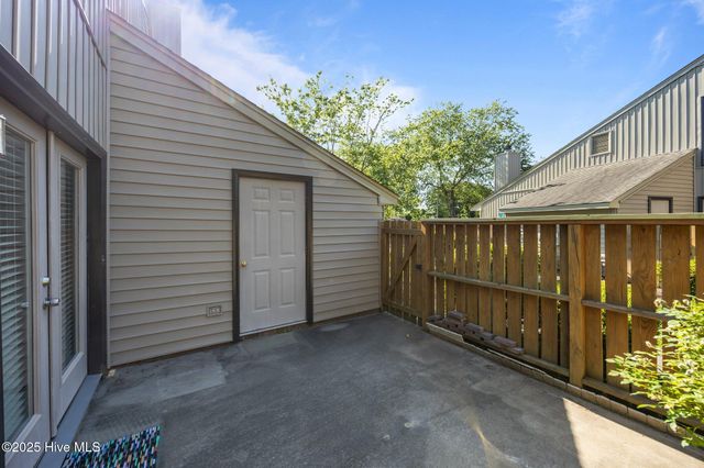 106 B Sunshine Lane, Winterville, NC 28590