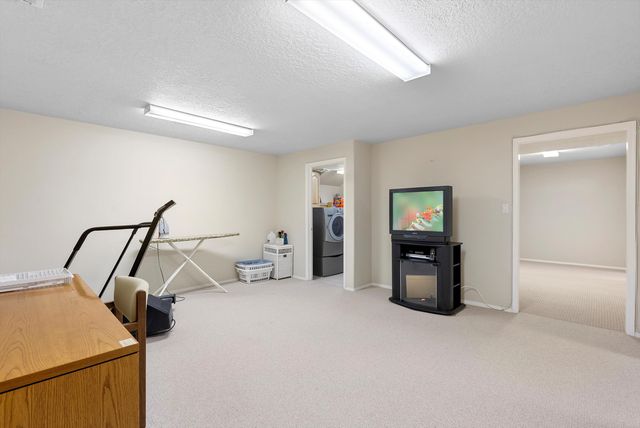 6112 Innsbrook Court NE, Albuquerque, NM 87111