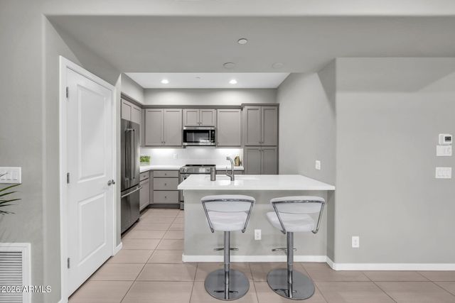 3935 E ROUGH RIDER Road 1365, Phoenix, AZ 85050