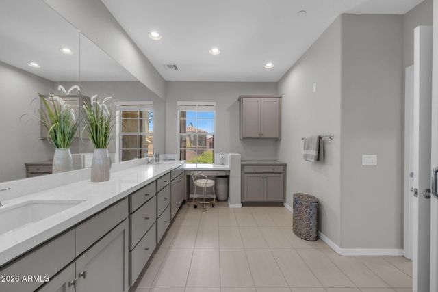 3935 E ROUGH RIDER Road 1365, Phoenix, AZ 85050
