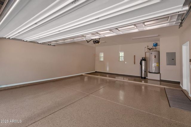 3935 E ROUGH RIDER Road 1365, Phoenix, AZ 85050