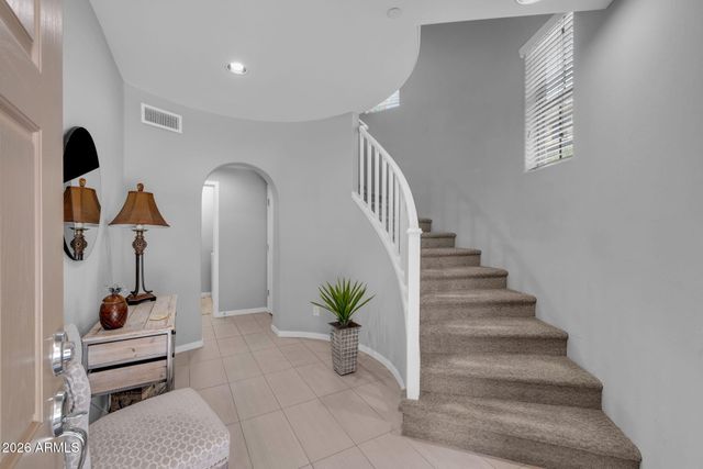 3935 E ROUGH RIDER Road 1365, Phoenix, AZ 85050