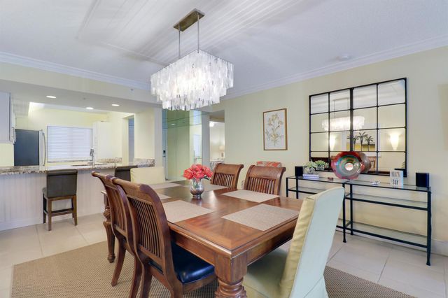 1301 Seafarer Circle 105, Jupiter, FL 33477