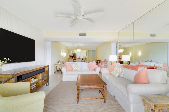 1301 Seafarer Circle 105, Jupiter, FL 33477