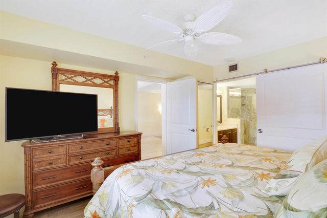 1301 Seafarer Circle 105, Jupiter, FL 33477