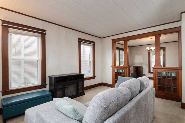 215 Columbian Avenue, Rutland City, VT 05701