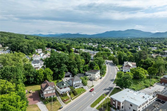 215 Columbian Avenue, Rutland City, VT 05701