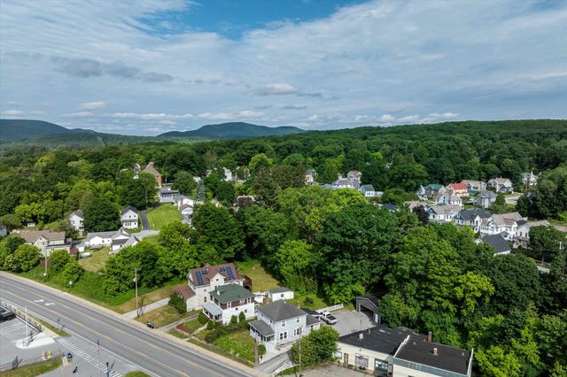 215 Columbian Avenue, Rutland City, VT 05701