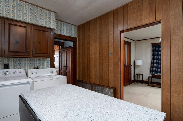 215 Columbian Avenue, Rutland City, VT 05701