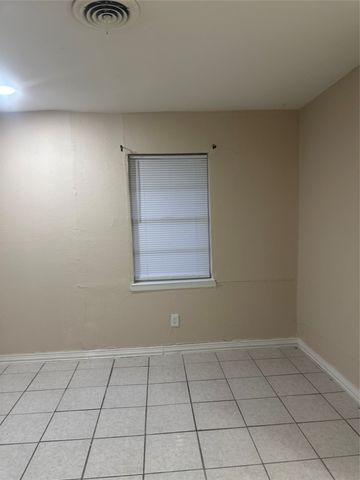 12125 Bellafonte Drive, Dallas, TX 75243