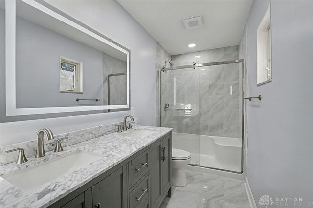 2529 Marinette Drive, Springfield, OH 45503