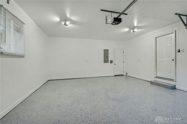 2529 Marinette Drive, Springfield, OH 45503