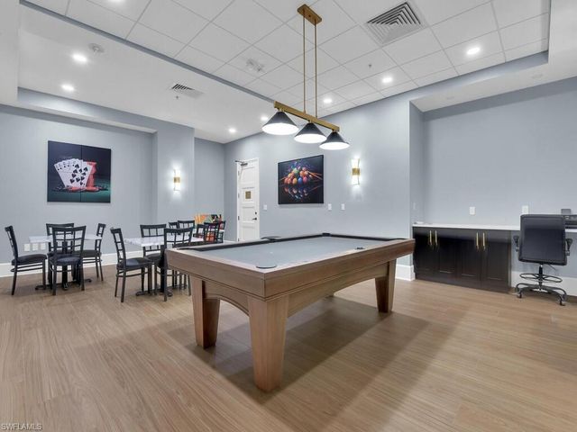 2745 1st ST # 1006, Fort Myers, FL 33916