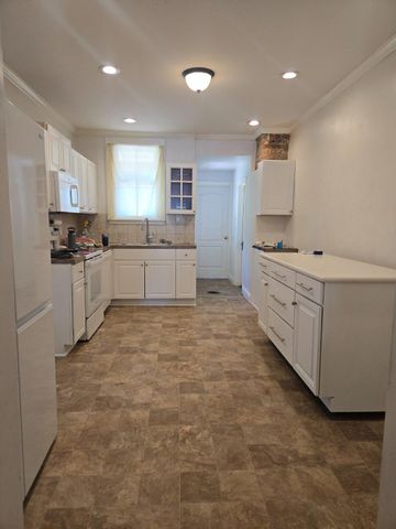 326 BOSLER AVE, Lemoyne, PA 17043