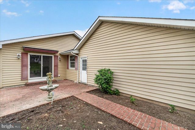 9 W OBRECHT RD, Sykesville, MD 21784