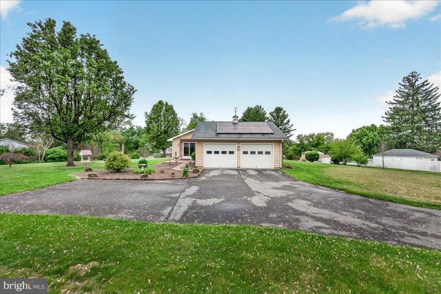 9 W OBRECHT RD, Sykesville, MD 21784