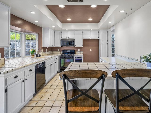 2938 Spruce Way, West Sacramento, CA 95691