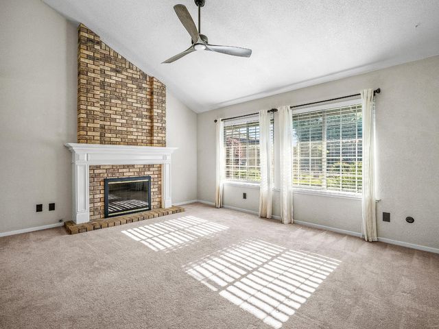 2938 Spruce Way, West Sacramento, CA 95691