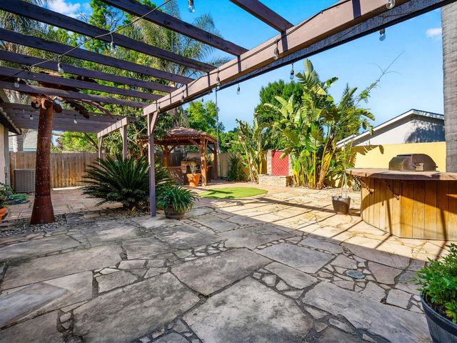 2938 Spruce Way, West Sacramento, CA 95691