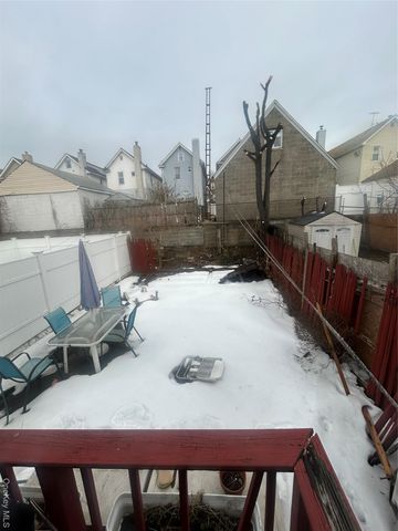 12003 28th Avenue, Flushing, NY 11354