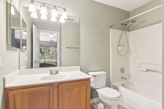 163 Lucerne Court, Wheeling, IL 60090