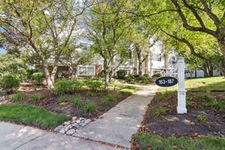 163 Lucerne Court, Wheeling, IL 60090