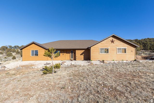 915 S CANYON DR, Cedar City, UT 84720