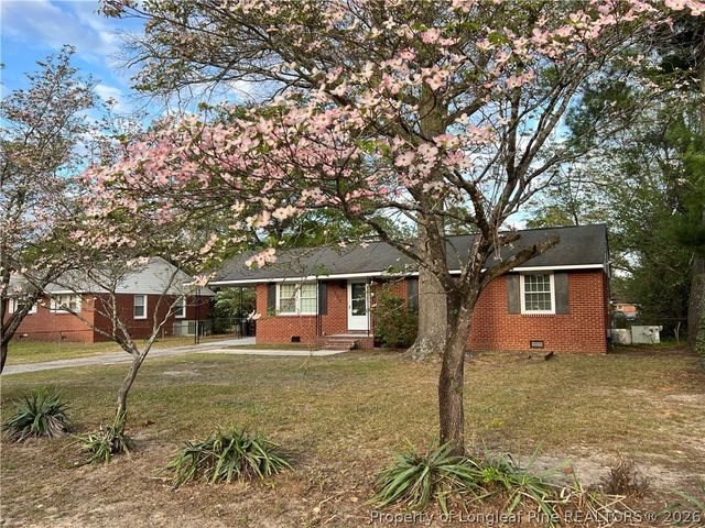 1939 Crestview Drive, Fayetteville, NC 28304