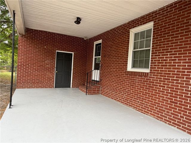 1939 Crestview Drive, Fayetteville, NC 28304