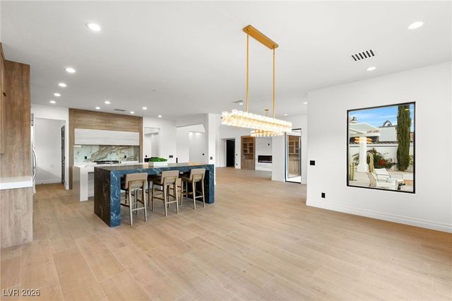 11593 Glowing Sunset Lane, Las Vegas, NV 89135