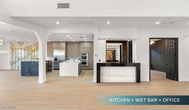 11593 Glowing Sunset Lane, Las Vegas, NV 89135