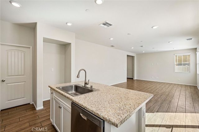 30401 Village Terrace, Menifee, CA 92584