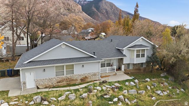 1652 DUNSINANE CIR, Ogden, UT 84401