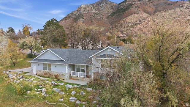 1652 DUNSINANE CIR, Ogden, UT 84401