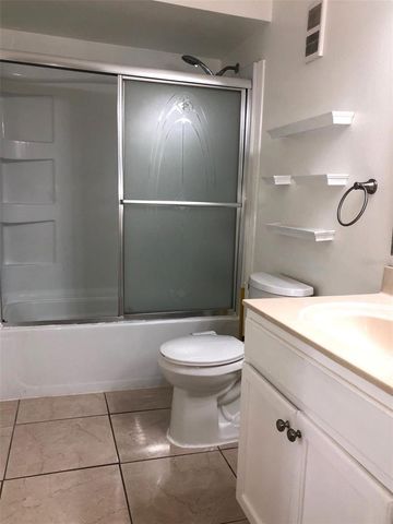810 E 20TH STREET, Sanford, FL 32771