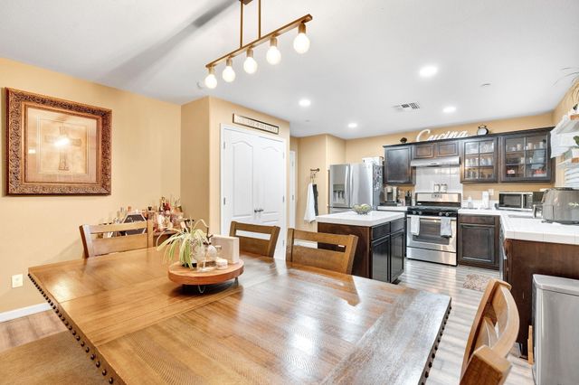 1418 Mandarin Street, Madera, CA 93638