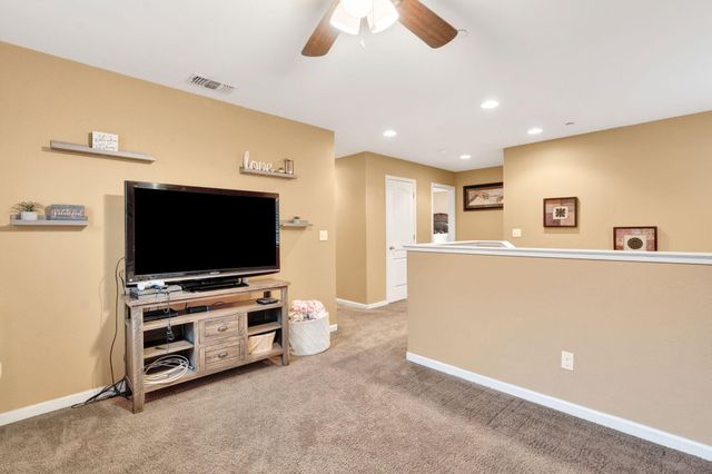 1418 Mandarin Street, Madera, CA 93638