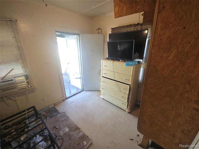 336 Grove Street, Highland Park, MI 48203