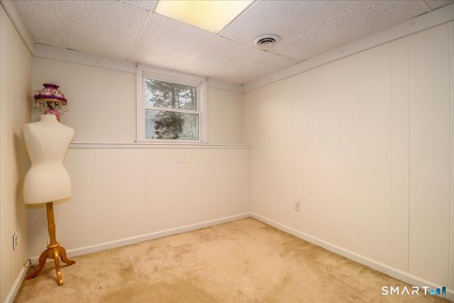 135 Parsonage Hill Road, North Branford, CT 06472