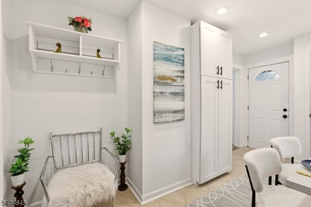 207 Brighton Ave, East Orange City, NJ 07017